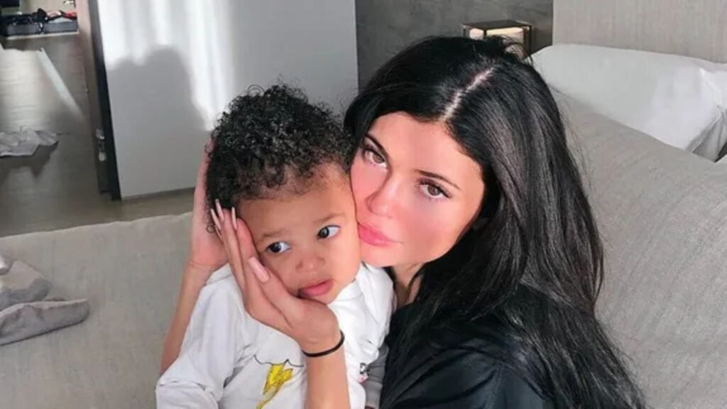 Kylie Jenner with her daughter