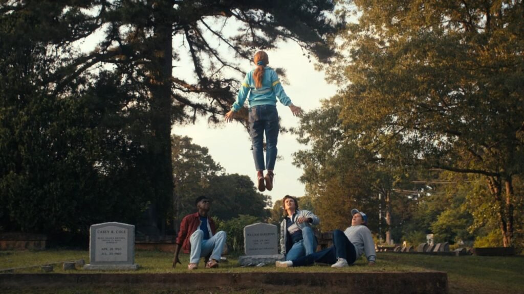 Max levitating during Vecna curse